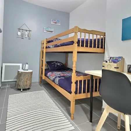 A 600m De La Mer, Coquet Avec Terrasse Pour 4 Personnes *