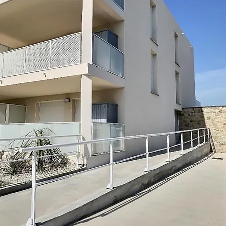 A 600m De La Mer, Coquet Avec Terrasse Pour 4 Personnes * Sérignan